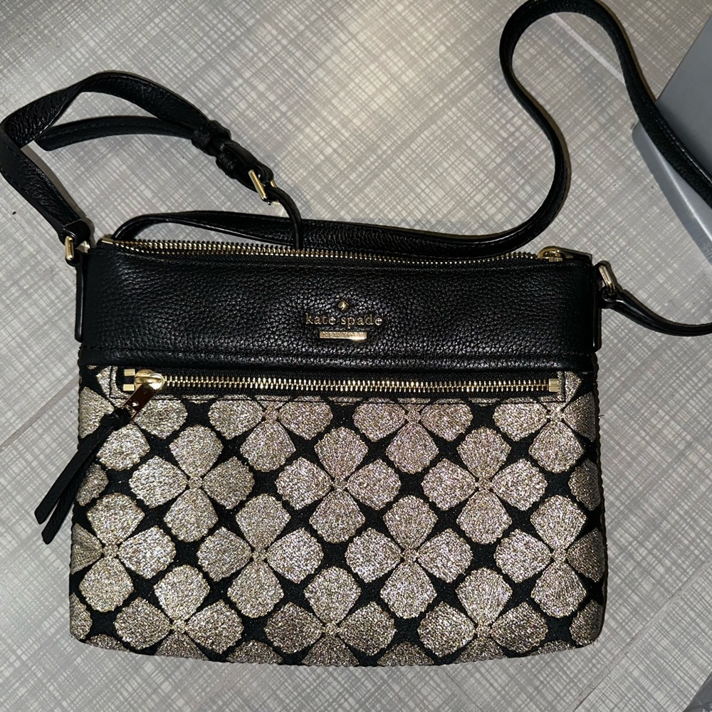 Kate Spade Black and Gold Purse